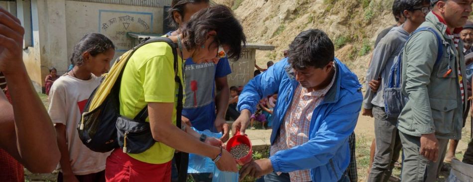 Obrázek k článku Nepál - zemětřesení, humanitární sbírka - 11336997_10153389800922941_4879133837112380206_o